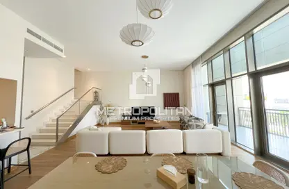 شقة - 4 غرف نوم - 4 حمامات للبيع في كريك سايد ١٨ بوديوم - حدائق الإمارات 1 - ميناء خور دبي (ذا لاجونز) - دبي