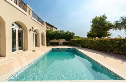 Villa - 5 Bedrooms - 6 Bathrooms for rent in Sienna Lakes - Jumeirah Golf Estates - Dubai