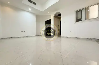 Apartment - Studio - 1 Bathroom for rent in Al Mushrif - Abu Dhabi