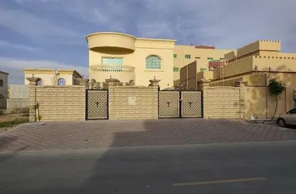 فيلا - 5 غرف نوم - 6 حمامات للايجار في فلل الروضة 3 - 3  الروضة - الروضة - عجمان