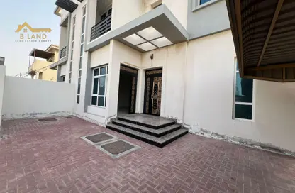Villa - 4 Bedrooms - 6 Bathrooms for rent in Al Hooshi Villas - Hoshi - Al Badie - Sharjah
