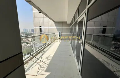 شقة - 2 غرف نوم - 3 حمامات للايجار في برج ميداليست - مدينة دبي الرياضية - دبي