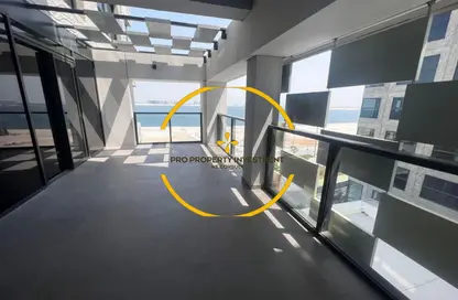 شقة - 2 غرف نوم - 3 حمامات للايجار في بيكسل - مقاطعة ميكرز - جزيرة الريم - أبوظبي شقة - 2 غرف نوم - 3 حمامات للايجار في بيكسل - مقاطعة ميكرز - جزيرة الريم - أبوظبي