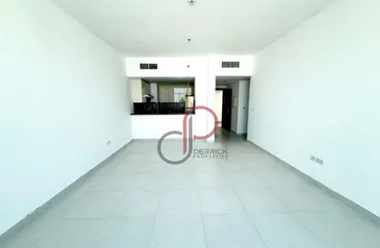 Apartment - 2 Bedrooms - 3 Bathrooms for rent in Rabdan Building - Motor City - Dubai