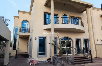 Villa - 5 Bedrooms - 5 Bathrooms for rent in Umm Suqeim 2 Villas - Umm Suqeim 2 - Umm Suqeim - Dubai