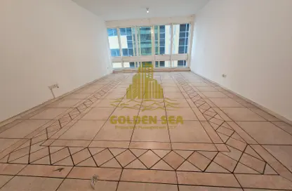 Apartment - 3 Bedrooms - 4 Bathrooms for rent in Marks and Spencer Building - Airport Road - Abu Dhabi