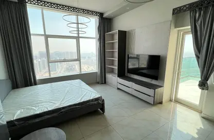 Apartment - Studio - 1 Bathroom for rent in The Square Tower - Jumeirah Village Circle - Dubai
