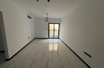 Apartment - 1 Bedroom - 2 Bathrooms for rent in Al Jurf 2 - Al Jurf - Ajman Downtown - Ajman