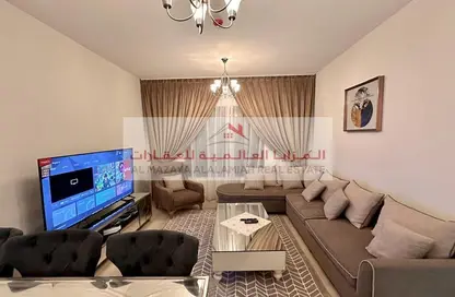 شقة - 2 غرف نوم - 2 حمامات للايجار في 3 برج منازل - الممزر - الشارقة - الشارقة