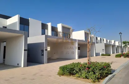 Outdoor House image for: Villa - 4 Bedrooms - 3 Bathrooms for rent in La Rosa 2 - Villanova - Dubai Land - Dubai, Image 1