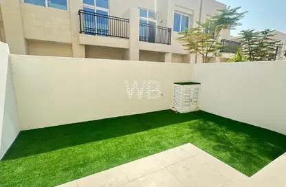 Townhouse - 3 Bedrooms - 4 Bathrooms for rent in Victoria 2 - Victoria - Damac Hills 2 - Dubai