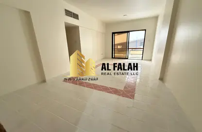 شقة - 2 غرف نوم - 1 حمام للايجار في شارع جمال عبد الناصر - المجاز - الشارقة