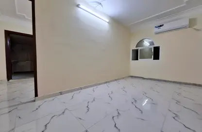 شقة - غرفة نوم - 1 حمام للايجار في برج المرور - منطقة المرور - أبوظبي