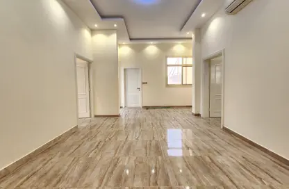 Apartment - 3 Bedrooms - 4 Bathrooms for rent in Khalifa City A - Khalifa City - Abu Dhabi