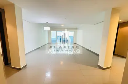 شقة - 2 غرف نوم - 3 حمامات للايجار في البرج الأزرق - المجاز 3 - المجاز - الشارقة