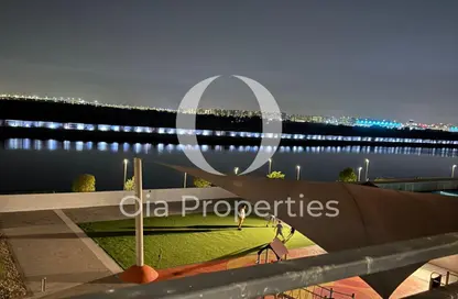 Apartment - Studio - 1 Bathroom for rent in Waters Edge - Yas Island - Abu Dhabi