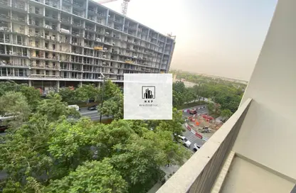 Apartment - 2 Bedrooms - 2 Bathrooms for rent in The Boulevard 3 - Aljada - Sharjah