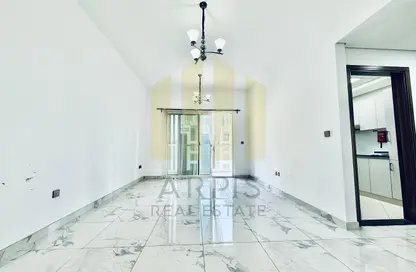 Apartment - 1 Bedroom - 2 Bathrooms for rent in Paradise Residence - Al Satwa - Dubai Apartment - 1 Bedroom - 2 Bathrooms for rent in Paradise Residence - Al Satwa - Dubai