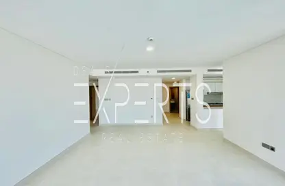 Apartment - 3 Bedrooms - 3 Bathrooms for rent in Radiant Square - City Of Lights - Al Reem Island - Abu Dhabi
