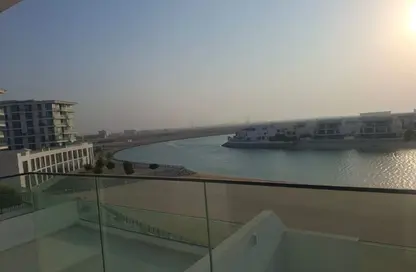 شقة - 2 غرف نوم - 3 حمامات للايجار في بلوباي ووك - مدينة أجمل مكان - مدينة الواجهة المائية لإمارة الشارقة - الشارقة