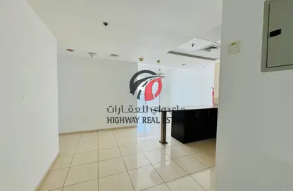 شقة - 2 غرف نوم - 2 حمامات للايجار في برج ربيعة - مجان - دبي لاند - دبي