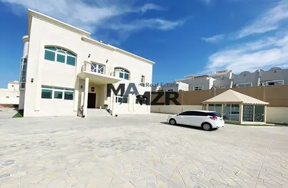 Villa - Studio - 7+ Bathrooms for rent in Khalifa City A - Khalifa City - Abu Dhabi
