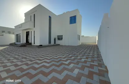 Villa - 4 Bedrooms - 4 Bathrooms for rent in Madinat Al Riyad - Abu Dhabi