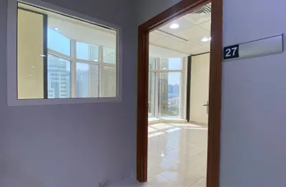 Office Space - Studio - 6 Bathrooms for rent in Corniche Tower - Corniche Road - Abu Dhabi