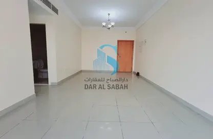 شقة - 2 غرف نوم - 2 حمامات للايجار في مساكن النهضة - النهدة - الشارقة