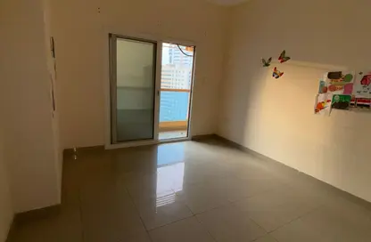Apartment - 2 Bedrooms - 3 Bathrooms for rent in Manazil Tower 2 - Al Taawun Street - Al Taawun - Sharjah