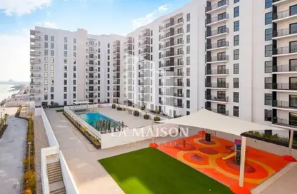 Apartment - 2 Bedrooms - 3 Bathrooms for sale in Waters Edge - Yas Island - Abu Dhabi