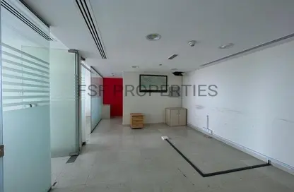 صورة لـ غرفة فارغة مكتب - استوديو للايجار في برج الأعمال - الخليج التجاري - دبي ، صورة رقم 1