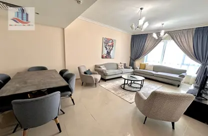 Apartment - 2 Bedrooms - 2 Bathrooms for rent in Al Khan Corniche - Al Khan - Sharjah