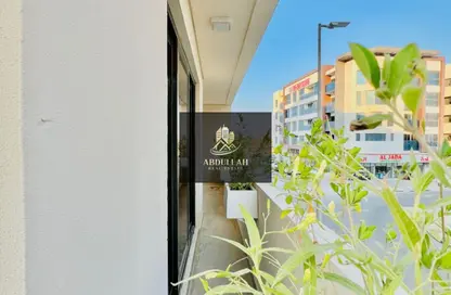 شقة - غرفة نوم - 2 حمامات للايجار في سراب 2 - الجادة - الشارقة شقة - غرفة نوم - 2 حمامات للايجار في سراب 2 - الجادة - الشارقة