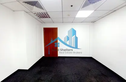 مكتب - استوديو - 1 حمام للايجار في فندق فيرمونت - شارع الشيخ زايد - دبي