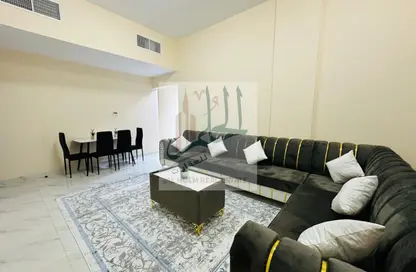 Apartment - 2 Bedrooms - 2 Bathrooms for rent in Ajman Corniche Road - Ajman