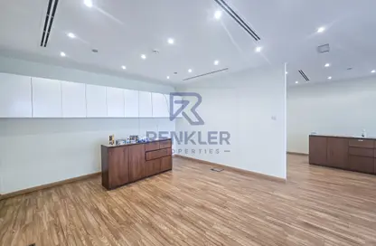 Office Space - Studio - 1 Bathroom for rent in Gold Tower (Au Tower) - JLT Cluster I - Jumeirah Lake Towers - Dubai