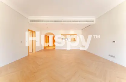 Apartment - 2 Bedrooms - 4 Bathrooms for rent in Abu Keibal - Shoreline Apartments - Palm Jumeirah - Dubai