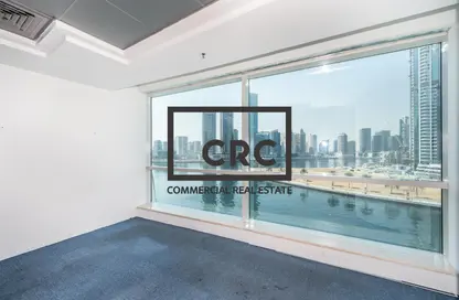 مكتب - استوديو للايجار في برج بلو باي - الخليج التجاري - دبي