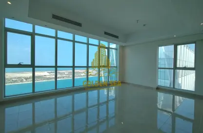 Empty Room image for: Apartment - 3 Bedrooms - 5 Bathrooms for rent in Corniche View Tower - Corniche Road - Abu Dhabi, Image 1