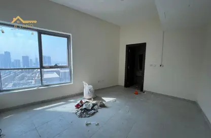 شقة - 2 غرف نوم - 3 حمامات للايجار في بناية الخان 9 - الخان - الشارقة شقة - 2 غرف نوم - 3 حمامات للايجار في بناية الخان 9 - الخان - الشارقة