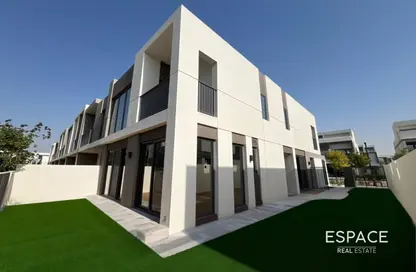 Townhouse - 4 Bedrooms - 5 Bathrooms for rent in Aura Gardens - Tilal Al Ghaf - Dubai