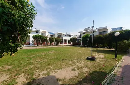 Villa - 3 Bedrooms - 4 Bathrooms for rent in Jumeirah 2 Villas - Jumeirah 2 - Jumeirah - Dubai