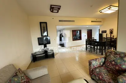 Apartment - 3 Bedrooms - 4 Bathrooms for sale in Rimal 6 - Rimal - Jumeirah Beach Residence - Dubai