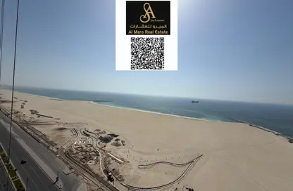 شقة - 3 غرف نوم - 3 حمامات للايجار في مساكن كورنيش عجمان - طريق كورنيش عجمان - عجمان