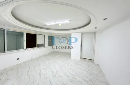 مكتب - استوديو - 2 حمامات للايجار في عود التوبة 1 - المقاطعة المركزية - العين