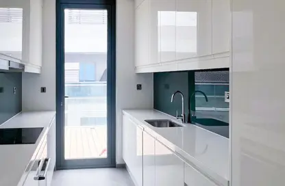 Apartment - 2 Bedrooms - 2 Bathrooms for sale in Rosebay Living - Meydan Avenue - Meydan - Dubai