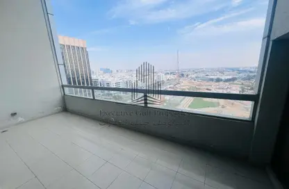 Apartment - 3 Bedrooms - 3 Bathrooms for rent in Manara Tower - Al Khalidiya - Abu Dhabi