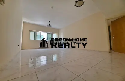 Apartment - 1 Bedroom - 2 Bathrooms for rent in Al Rund Tower - Al Khan Lagoon - Al Khan - Sharjah
