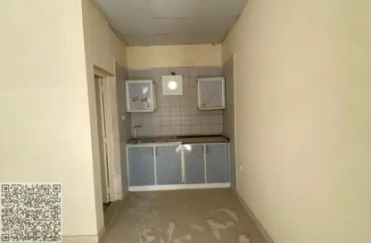 سكن الموظفين - استوديو - 8 حمامات للايجار في المنطقة الصناعية رقم 5 - المنطقة الصناعية بالشارقة - الشارقة